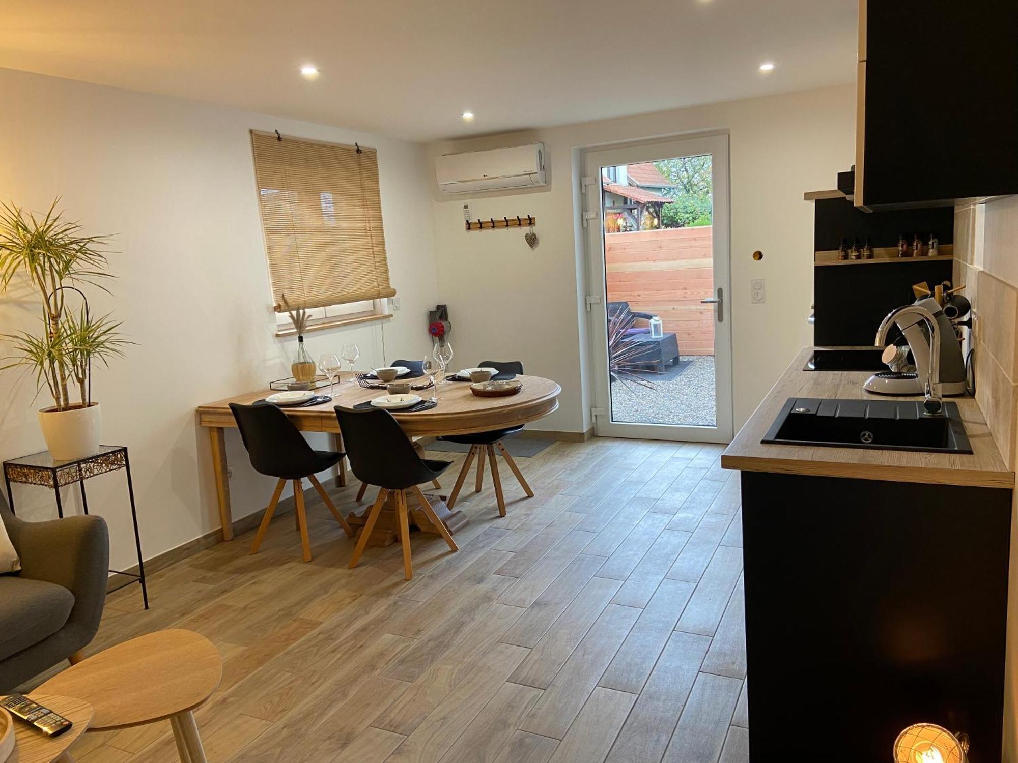 «Au Renard»,Proche D'Europa-Park,Strasbourg,Colmar Appartement Herbsheim Buitenkant foto